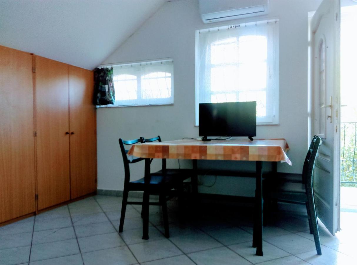 Fesztival Nyaralohaz Apartment Zamardi Luaran gambar