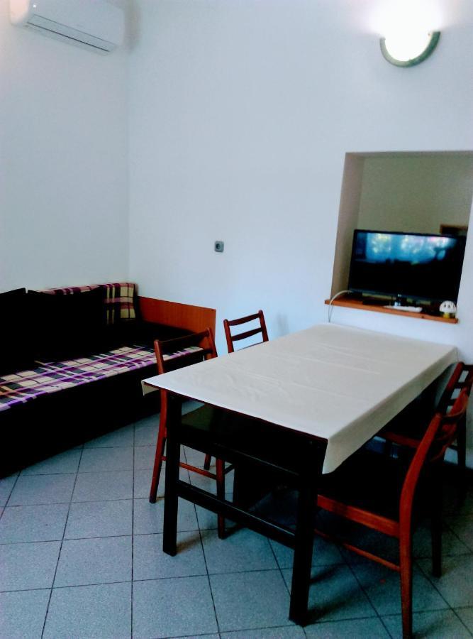 Fesztival Nyaralohaz Apartment Zamardi Luaran gambar