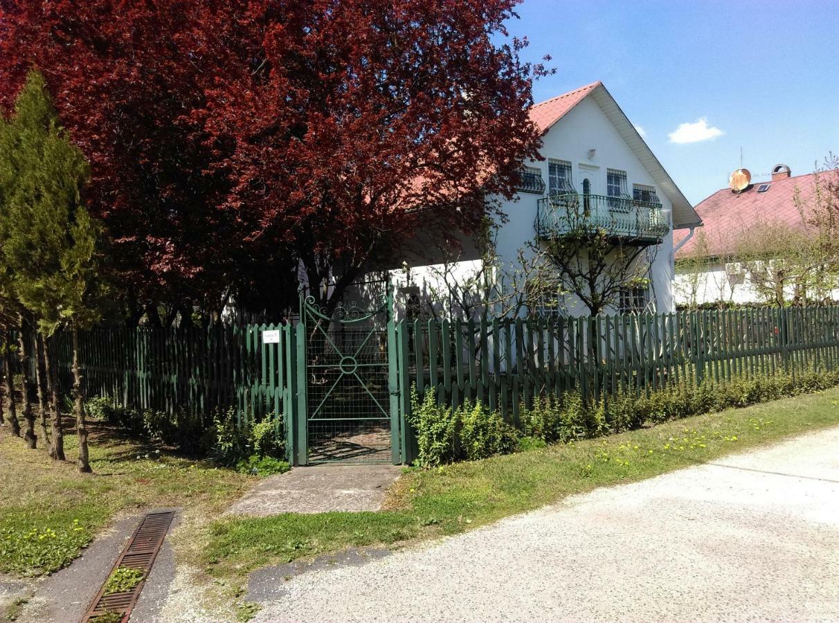 Fesztival Nyaralohaz Apartment Zamardi Luaran gambar